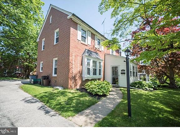 3rd image of 173 Glentay Ave