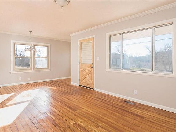2nd image of 1704 Vada Cir