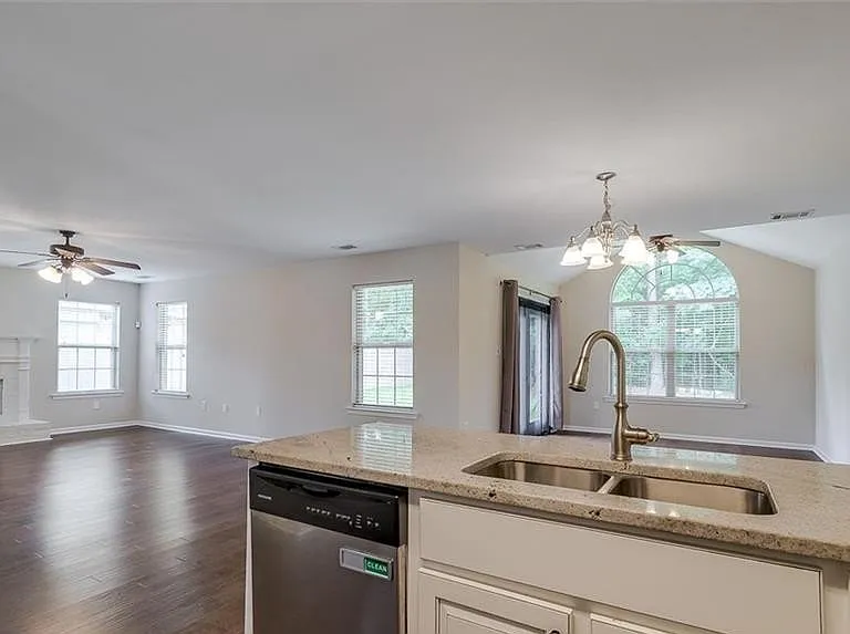 131 Morgan Pines Dr — Photo 6