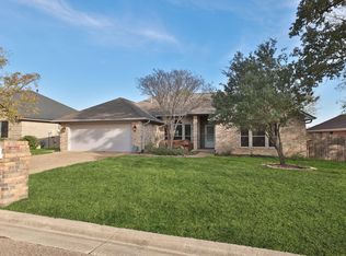2303 N Pioneer Trl, Bryan, TX 77808