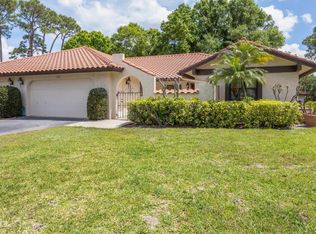 5489 Golf Pointe Dr, Sarasota, FL 34243