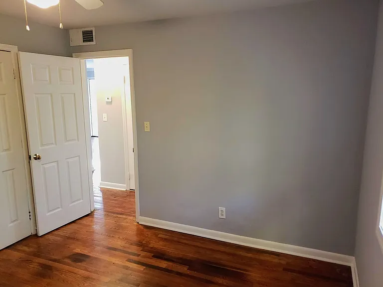1596 Line Cir — Photo 19
