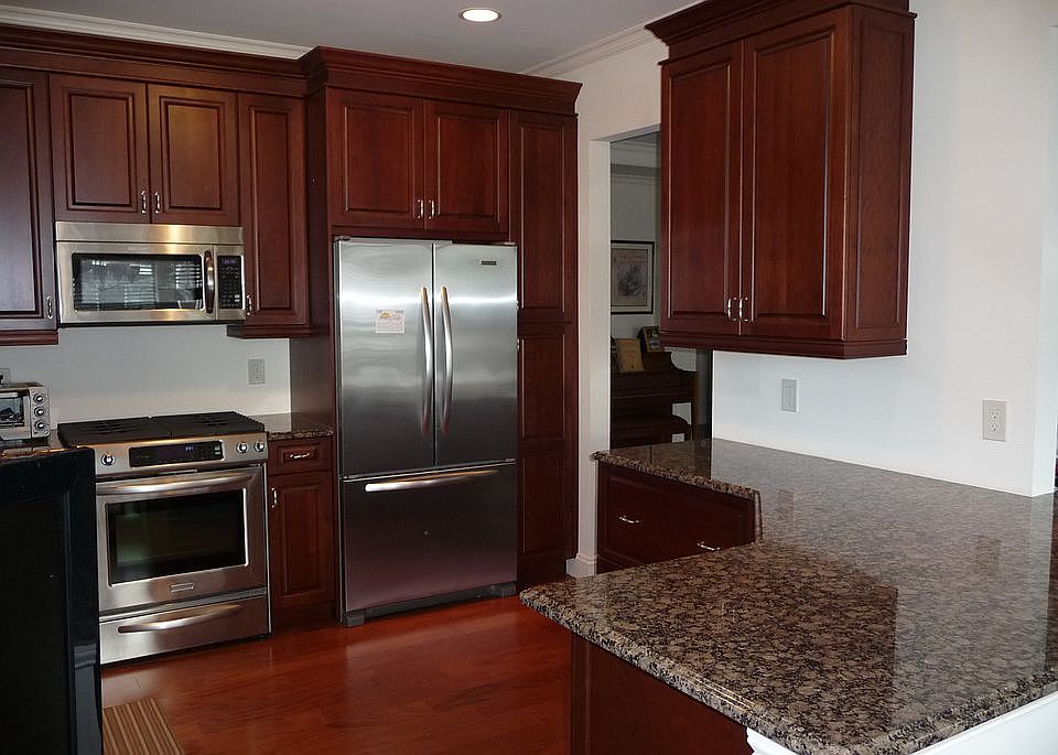 1st image of 118 Shady Ln
