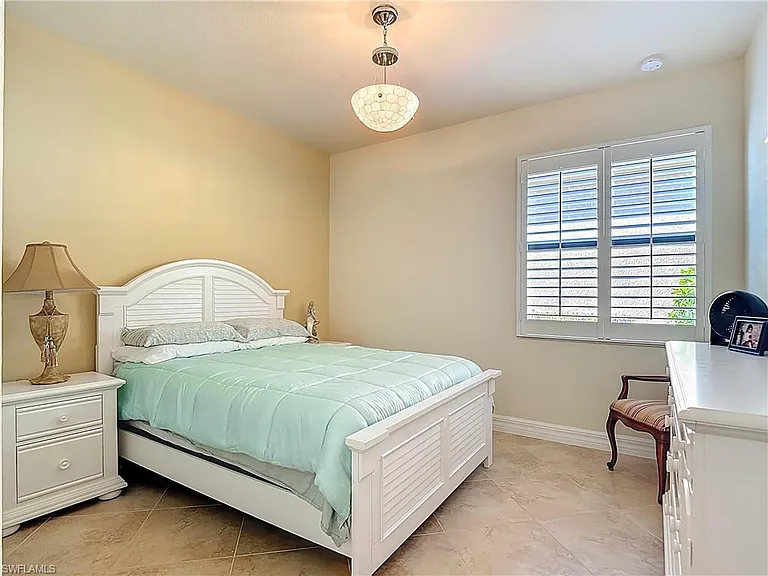 9250 Veneto Pl — Photo 30