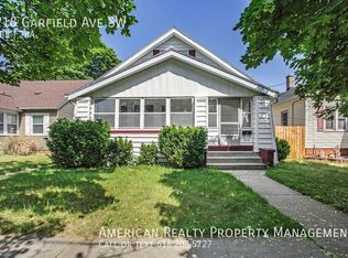 218 Garfield Ave SW, Grand Rapids, MI 49504