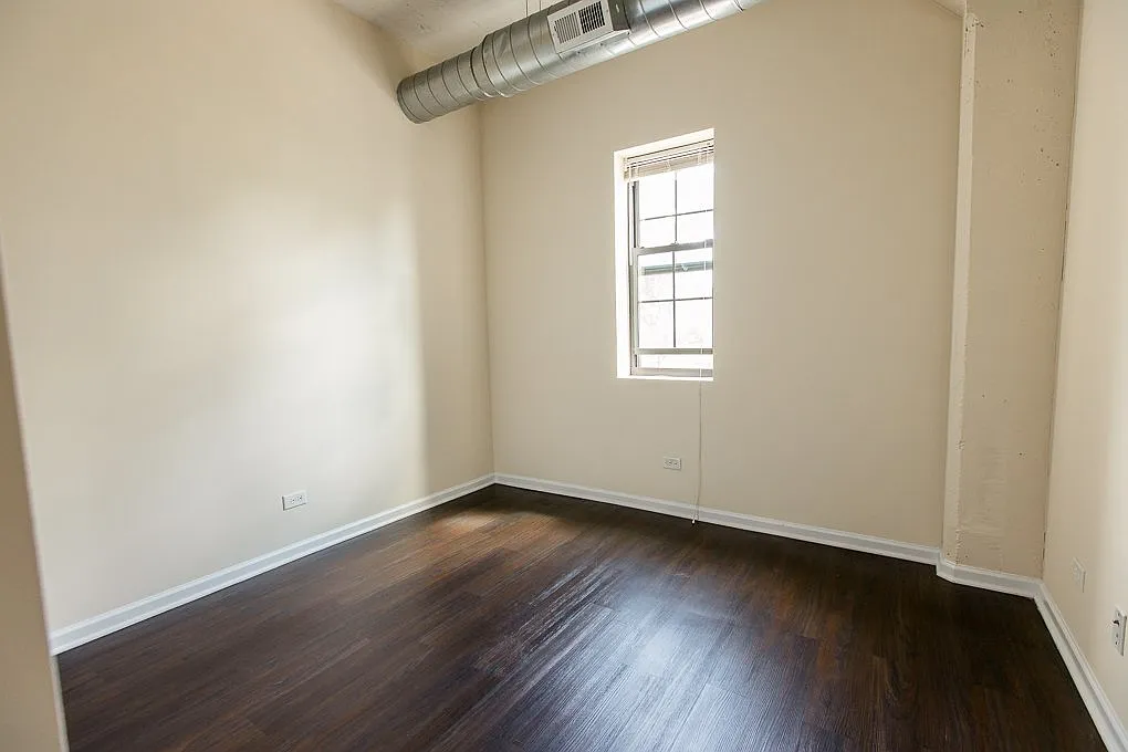 5822 N. Western Ave. — Photo 3