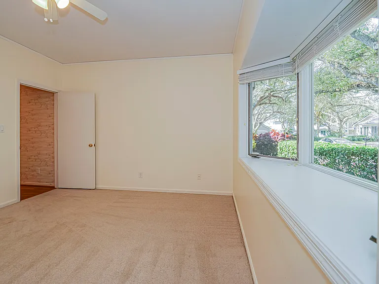 131 Peppertree Dr #21 — Photo 25