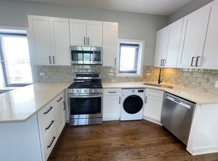 5209 N Milwaukee Ave #2, Chicago, IL 60630