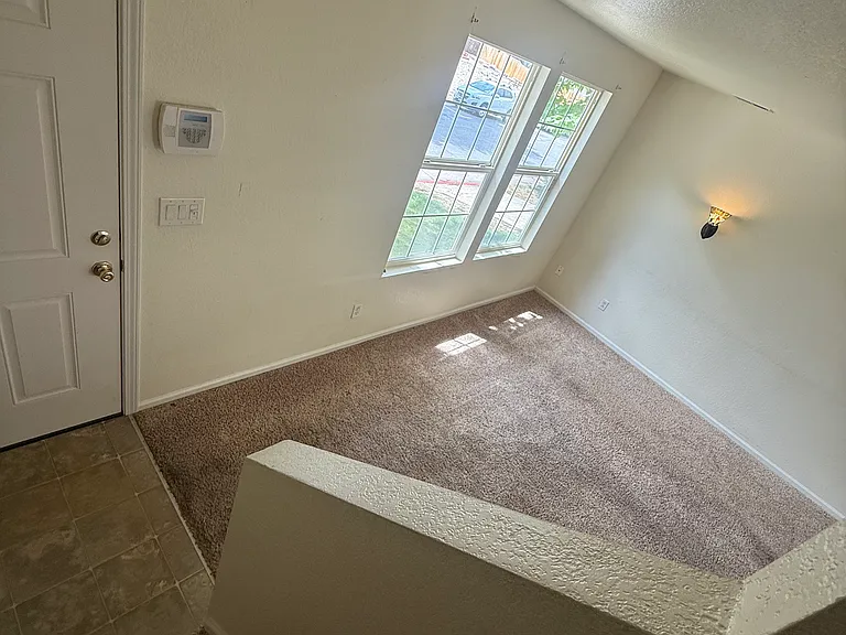 8868 Newton St — Photo 10