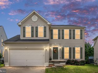 9333 Birch Cliff Dr, Fredericksburg, VA 22407
