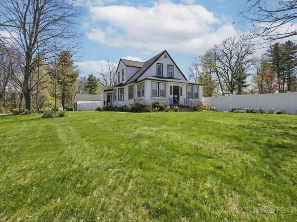 41 Brookdale Ave, Methuen, MA 01844