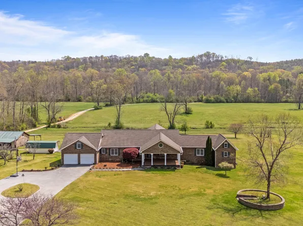 1597 Back Berryton Rd, Summerville, GA 30747