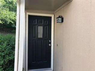 723 NE Swann Cir, Lees Summit, MO 64086