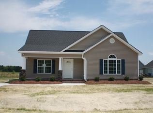 236 Ashberne St, Washington, NC 27889