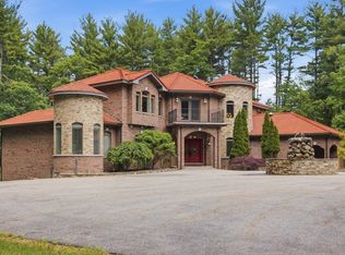 8 Janice Ave, North Reading, MA 01864