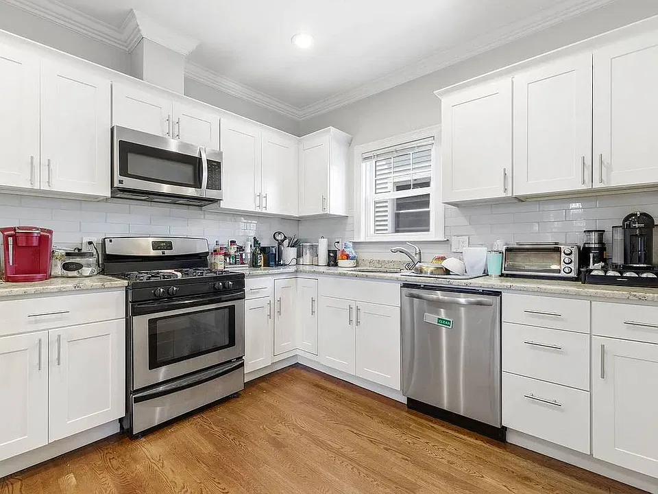 43 Derby St #1