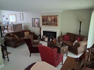 12 Meadowbrook Ln #12, Palmer, MA 01069