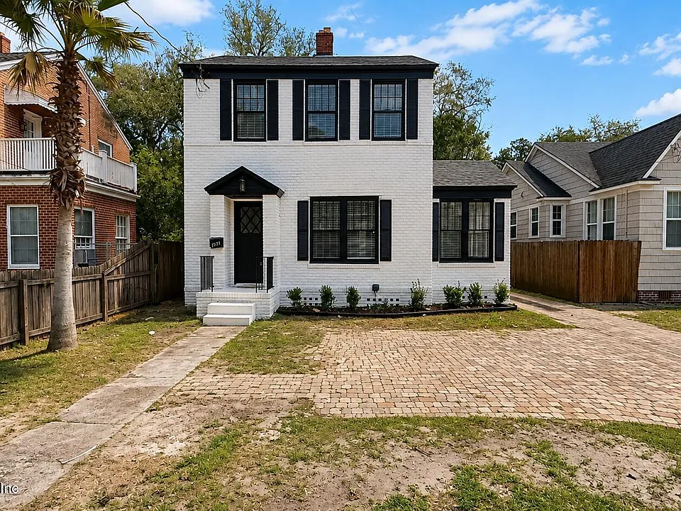 1651 Flagler Ave
