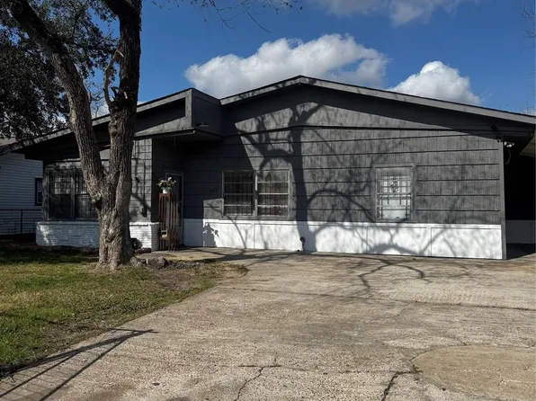 9113 Oak Knoll Ln, Houston, TX 77078