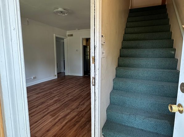 242 N Mayfield Ave #1E