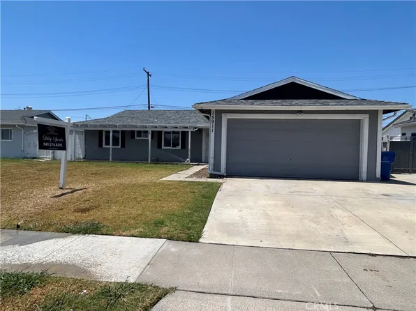 15911 Quartz St, Westminster, CA 92683