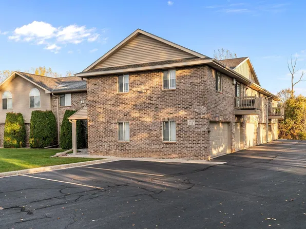 3333 N Casaloma Dr APT 9, Appleton, WI 54913