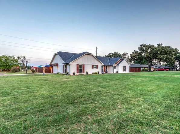 112 Clador Dr, Chandler, OK 74834
