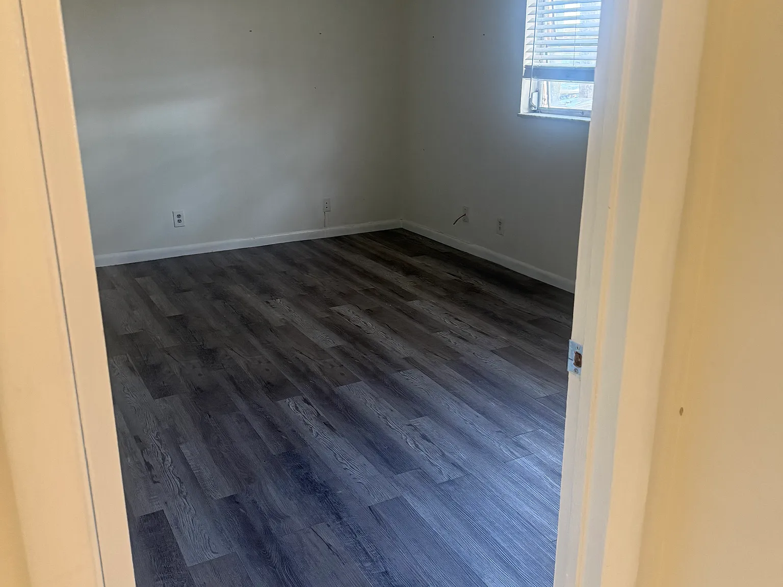 2 bed, 900 sqft, $2,000 — Photo 3