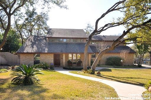 2nd image of 3914 Royal Forest Dr