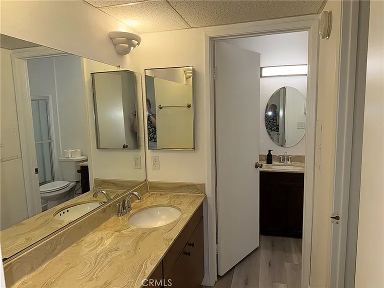22330 Victory Blvd #803 — Photo 12