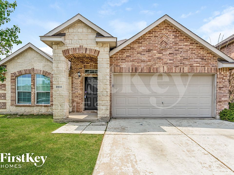 1st image of 3908 Windy Point Dr