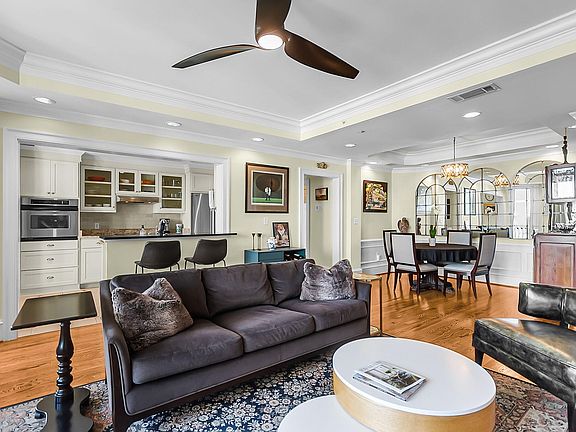 5th image of 4001 Old Bridgeview Ln #4001