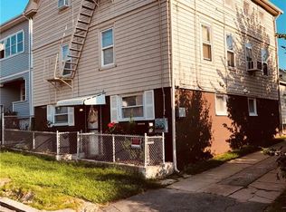 35 Alto St, Cranston, RI 02920