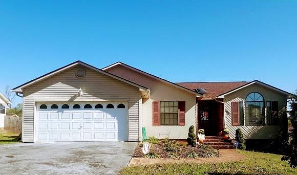 1st image of 3601 Ian Dr