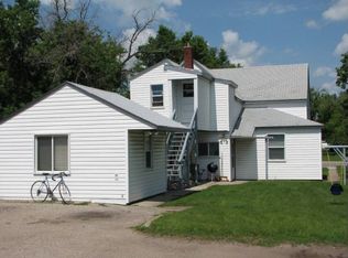 623 2nd St SW, Perham, MN 56573