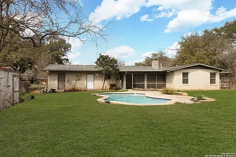 114 Ranchland Dr — Photo 10