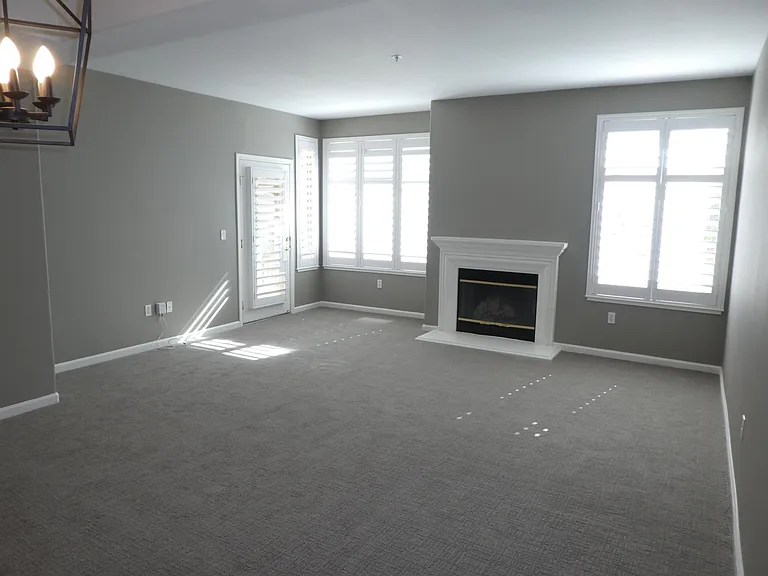 1951 Ofarrell St #100 — Photo 2