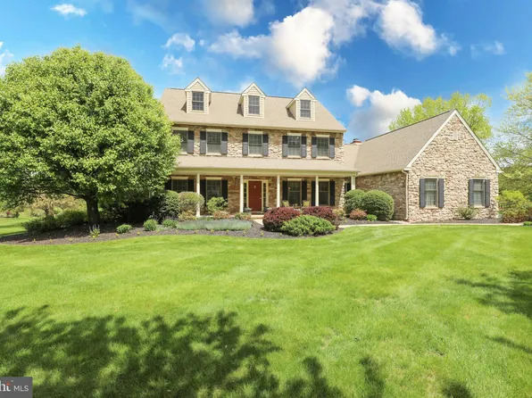 103 Brinkley Dr, Sellersville, PA 18960