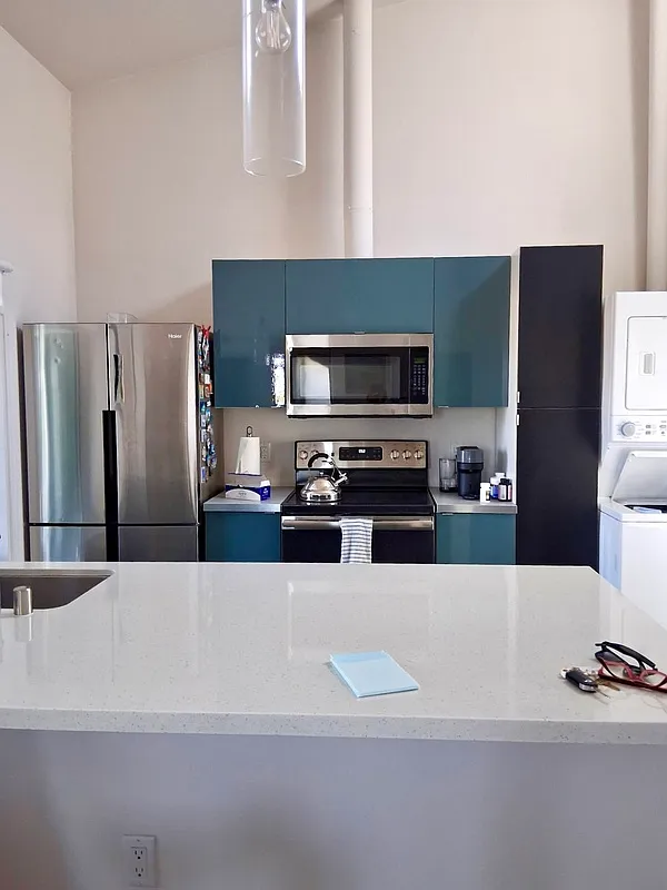 2 bed, 2.0 bath, 1200 sqft, $3,450 — Photo 1