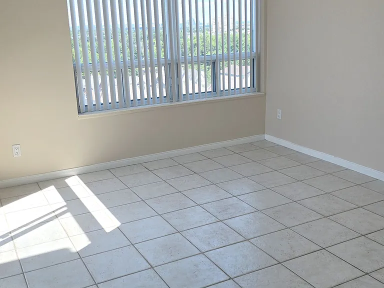 5 Emerald Ln #Penthouse 101 — Photo 12