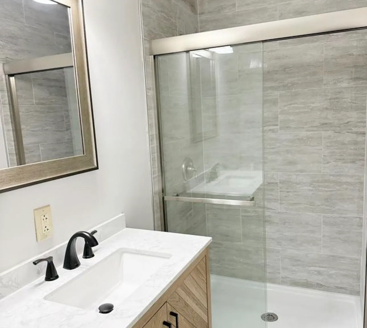 3 bed, $1,675 — Photo 3