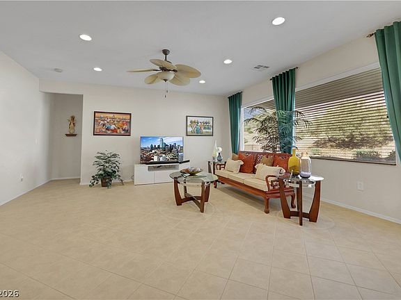 5th image of 2555 Jada Dr