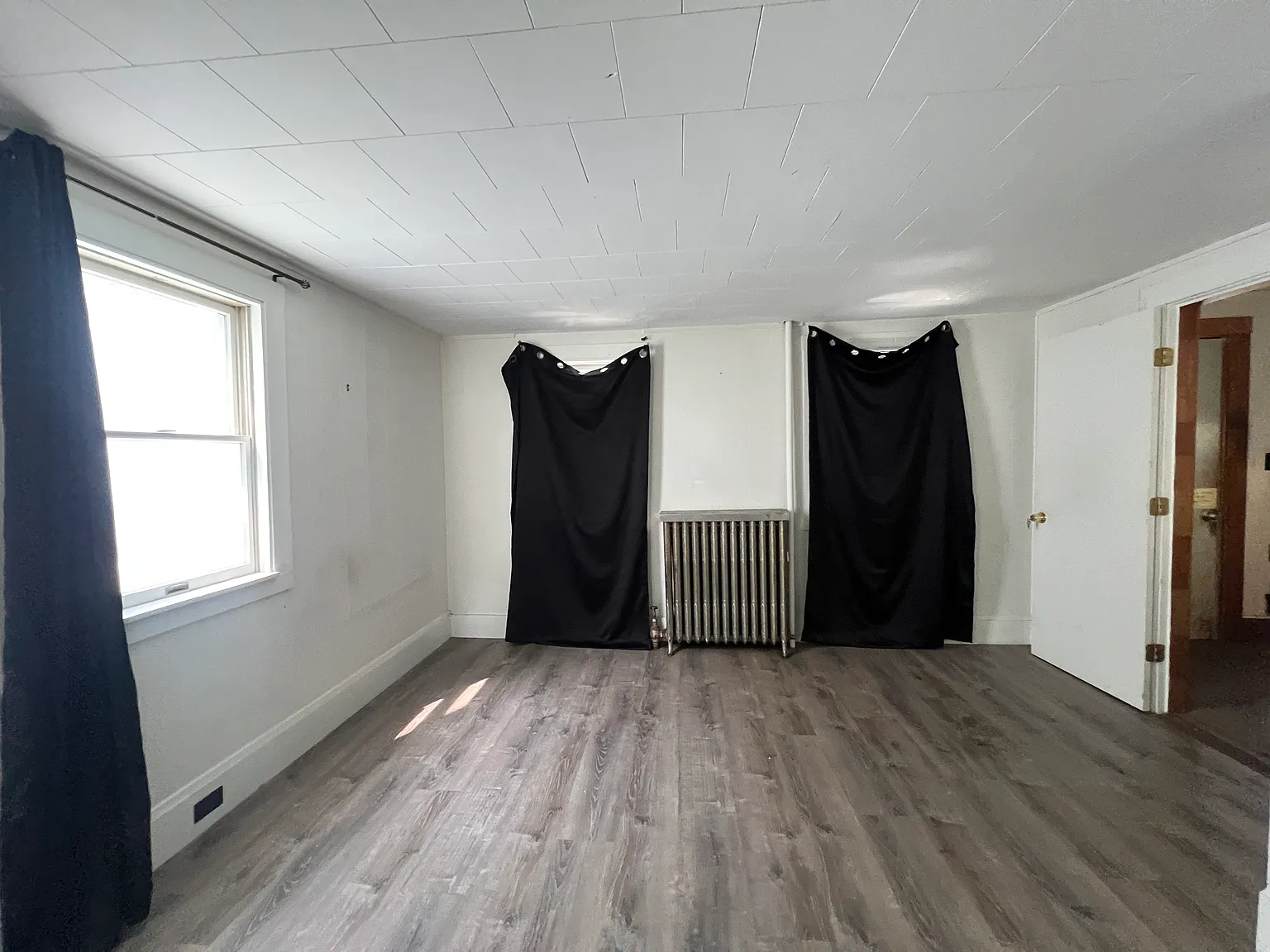 1 bed, $2,000 — Photo 4