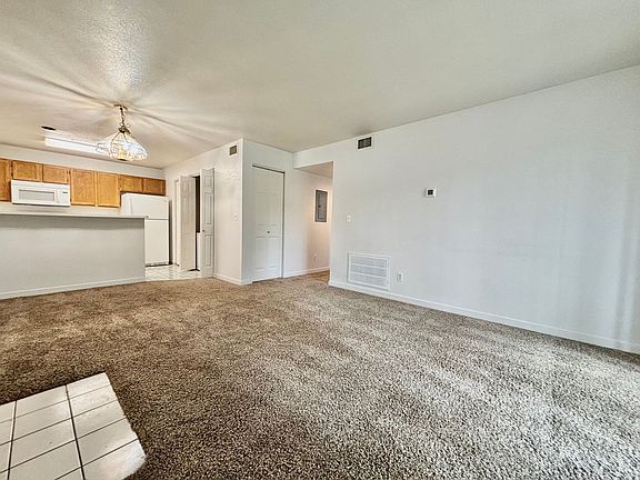 2nd image of 1225 W Prospect Rd APT Q20