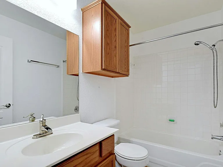 8605 Ganttcrest Dr — Photo 20
