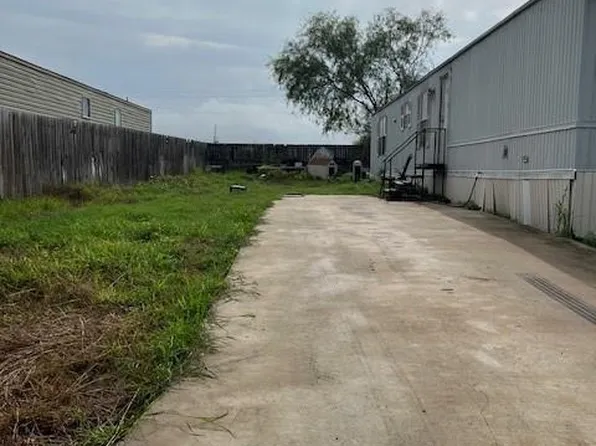 124 Adams St, Mission, TX 78572