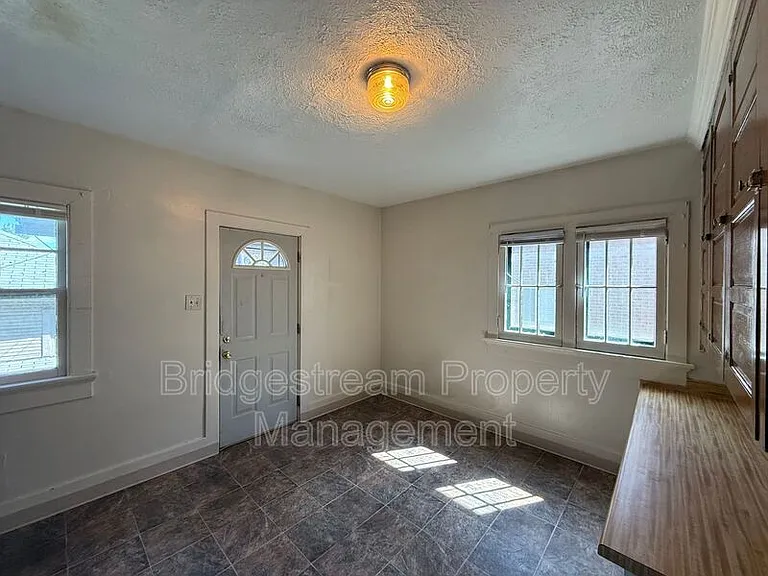 1411 Wyoming St — Photo 7