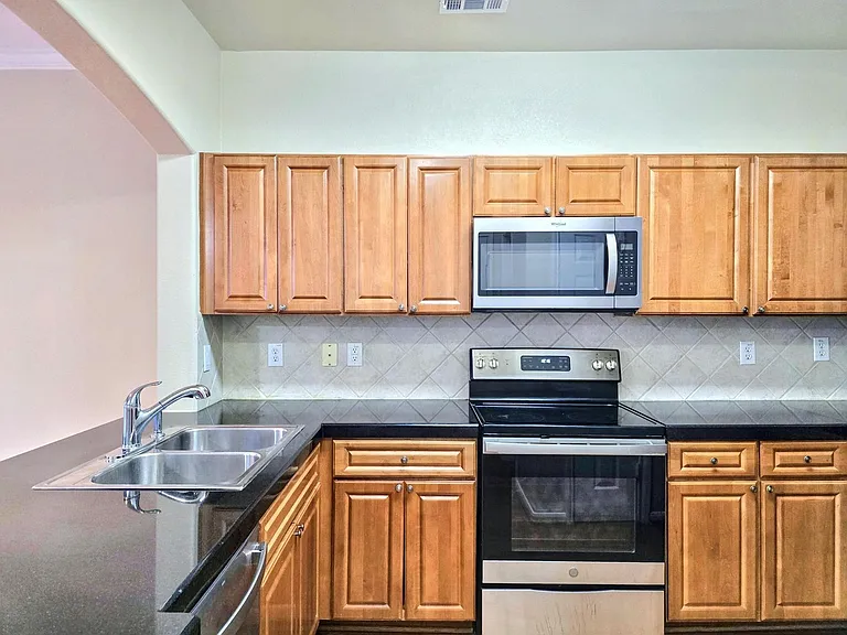 12707 Boheme Dr #506 — Photo 13