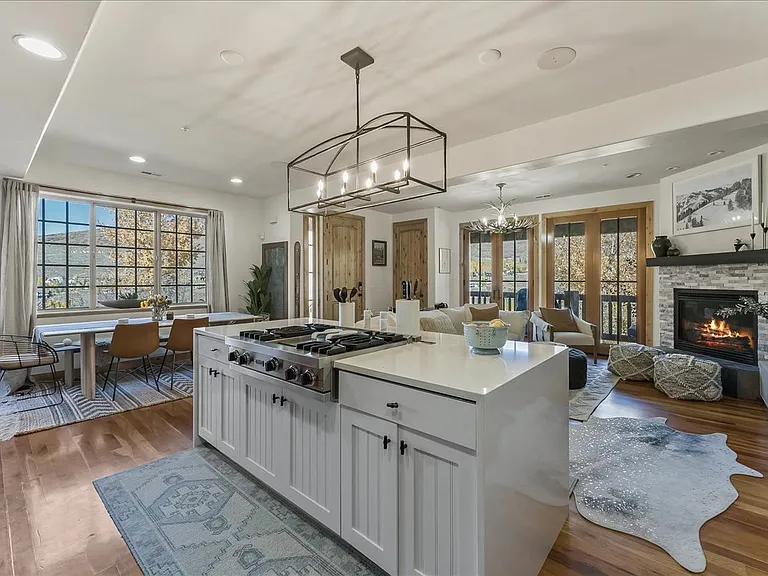 3041 Canyon Link Dr — Photo 3