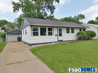 1640 Keith Dr NE, Cedar Rapids, IA 52402